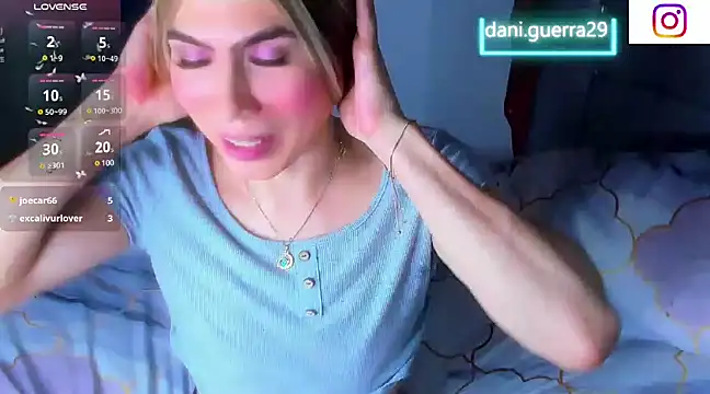 Snapshot of saskya chatting on 02.25.25 saskya online show from 02.25.25