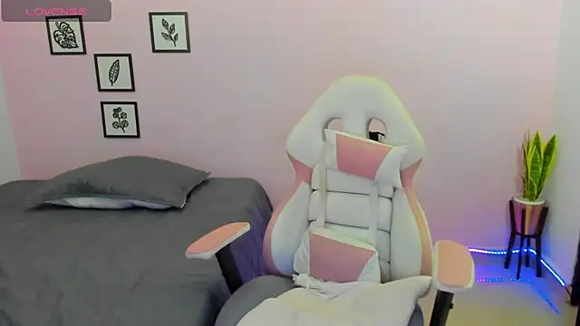 sophie pazz online show from 09.18.25