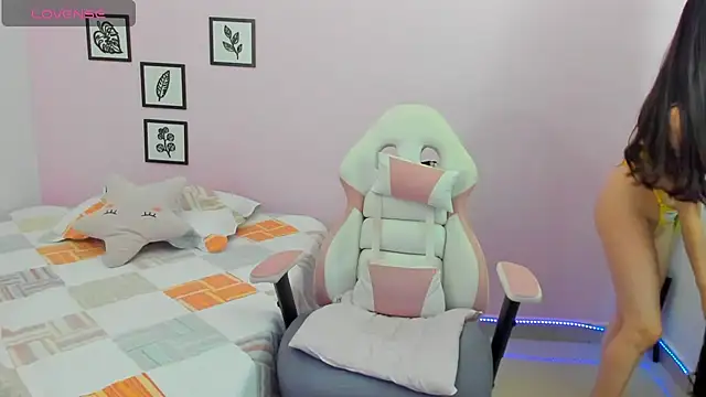 sophie pazz online show from 10.03.25