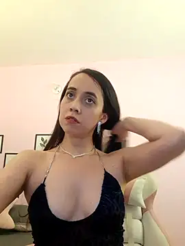 sophie pazz online show from 10.18.25