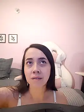 Snapshot of sophie_pazz chatting on 06.23.26 sophie pazz online show from 06.23.26