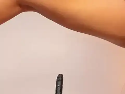 Victoriaa millers online show from 02.10.25