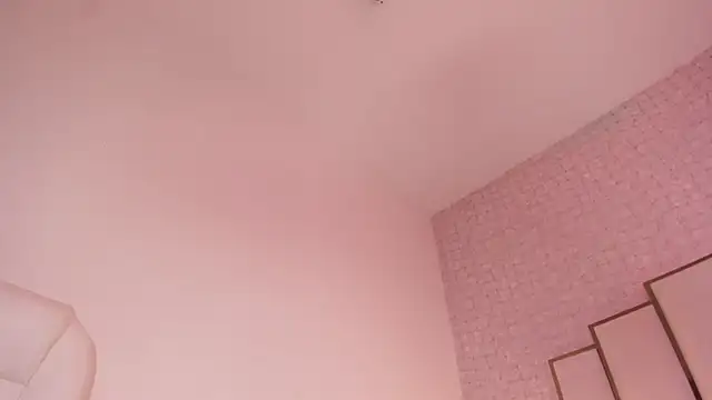 Victoriaa millers online show from 02.23.25