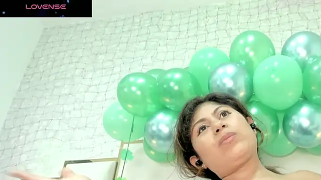 Victoriaa millers online show from 03.21.25