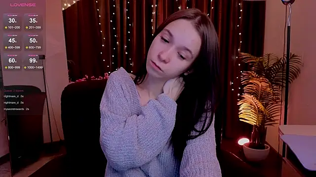 Snapshot of LilithStrangfor chatting on 12.21.25 LilithStrangfor online show from 12.21.25