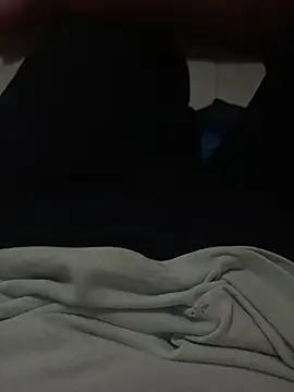 beautiful hands  online show from 11.12.25