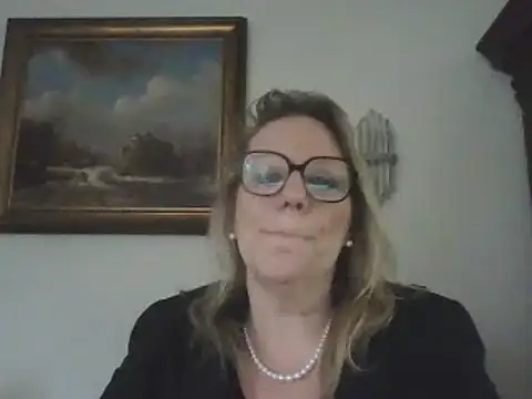 Snapshot of Silkesquirt chatting on 01.15.25 Silkesquirt online show from 01.15.25