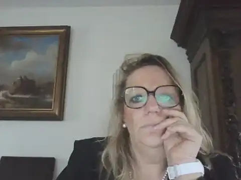 Snapshot of Silkesquirt chatting on 01.23.25 Silkesquirt online show from 01.23.25