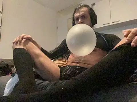 P4RtYBOII92 online show from 02.17.26