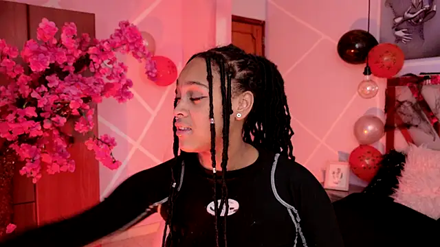 Elith noa online show from 10.16.25