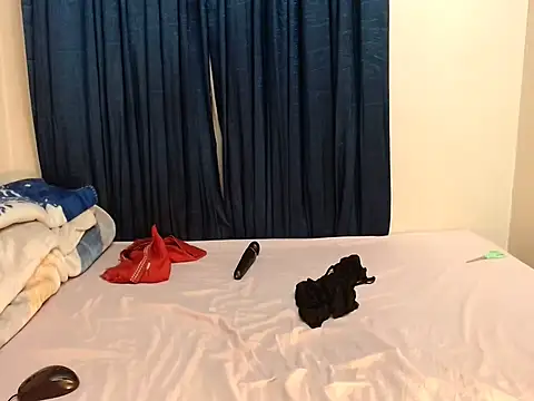 SexyMbalee online show from 11.06.25