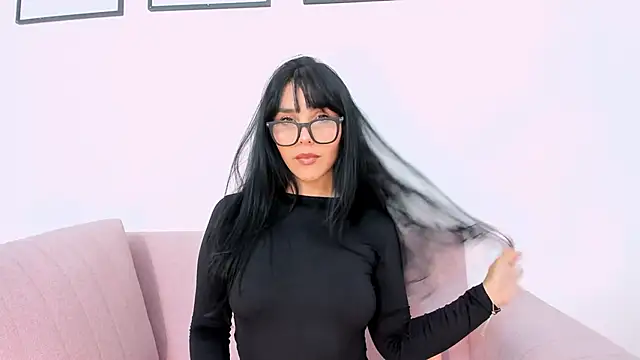 Snapshot of _miaquevedo_ chatting on 02.04.26 miaquevedo online show from 02.04.26