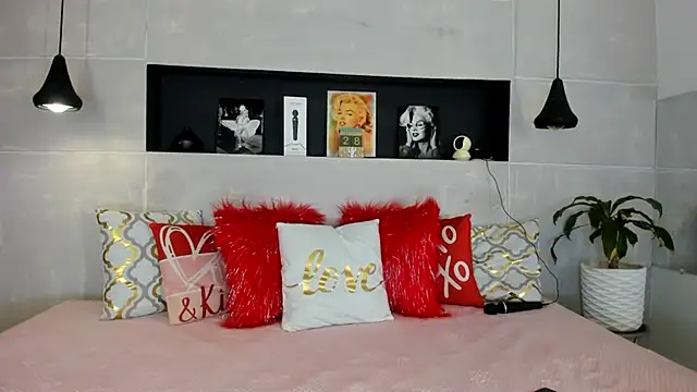 BERGINY  online show from 03.04.25