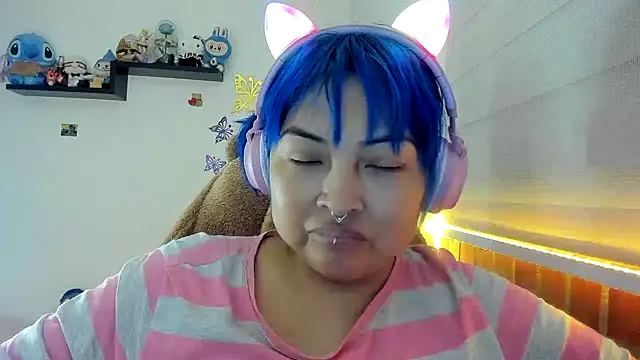 Shaddycute  online show from 11.02.25