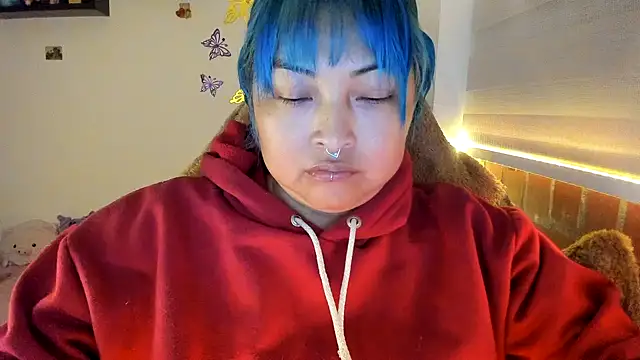 Shaddycute  online show from 12.15.25