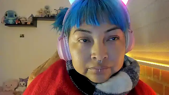 Shaddycute  online show from 12.22.25