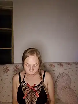 katiestevens online show from 09.14.25