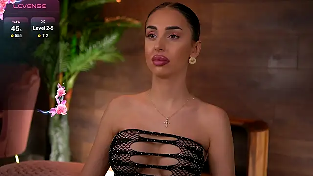 KairaAndrews online show from 11.11.25