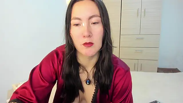 Elle Lee  online show from 01.06.26