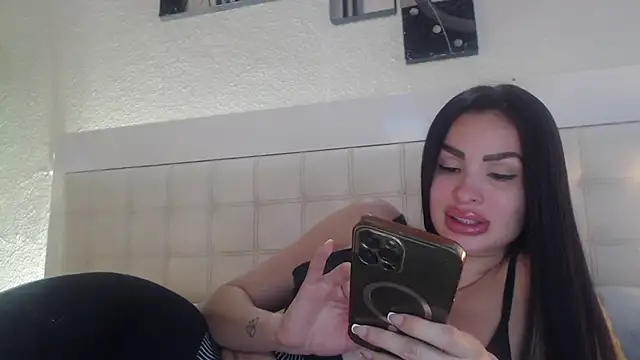 Snapshot of _Pamela_doll chatting on 10.29.25  Pamela doll online show from 10.29.25