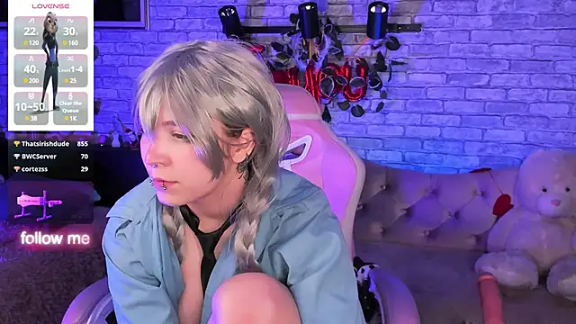 Snapshot of Alex_Howell chatting on 03.14.25 Alex Howell online show from 03.14.25