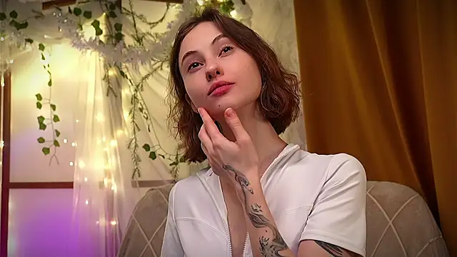 Devilina V online show from 01.25.25