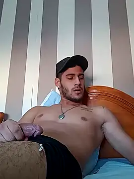 Snapshot of Cum_076 chatting on 12.10.24 Cum 076 online show from 12.10.24