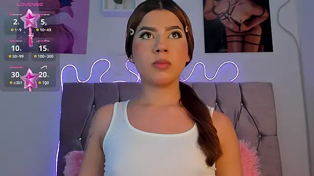 Snapshot of Ashley_piinkk_ chatting on 09.24.25 Ashley piinkk  online show from 09.24.25