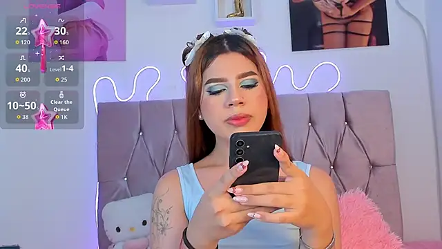 Snapshot of Ashley_piinkk_ chatting on 09.27.25 Ashley piinkk  online show from 09.27.25