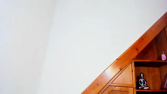 Georgis  online show from 03.13.25