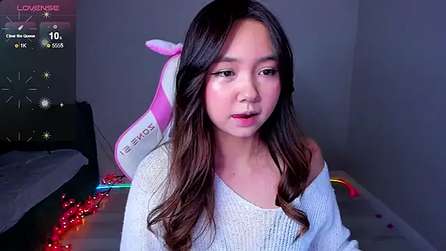 Snapshot of Fluffy_Rose chatting on 11.07.25 Fluffy Rose online show from 11.07.25