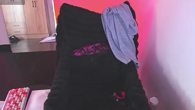 Snapshot of bonnie_moon_ chatting on 02.27.26 bonnie moon online show from 02.27.26