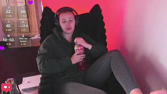 Snapshot of bonnie_moon_ chatting on 03.02.26 bonnie moon online show from 03.02.26