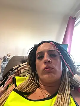 Haleytightlips1986 online show from 04.12.26