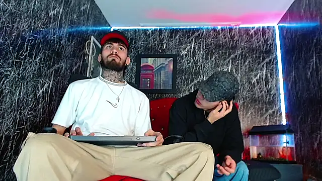 Snapshot of Brutal_Sex_Fucking chatting on 12.30.24 Brutal Sex Fucking online show from 12.30.24