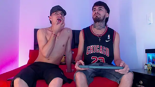 Snapshot of Brutal_Sex_Fucking chatting on 01.25.25 Brutal Sex Fucking online show from 01.25.25