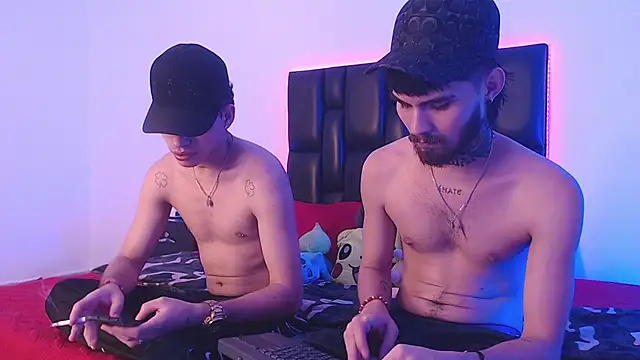 Snapshot of Brutal_Sex_Fucking chatting on 02.21.25 Brutal Sex Fucking online show from 02.21.25