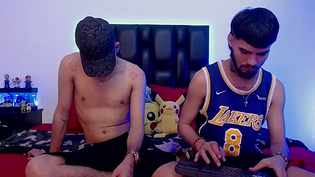 Snapshot of Brutal_Sex_Fucking chatting on 02.26.25 Brutal Sex Fucking online show from 02.26.25