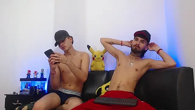 Snapshot of Brutal_Sex_Fucking chatting on 03.13.25 Brutal Sex Fucking online show from 03.13.25