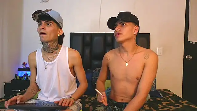 Snapshot of Brutal_Sex_Fucking chatting on 09.15.25 Brutal Sex Fucking online show from 09.15.25