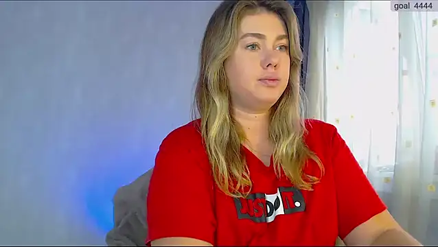 SuchCute online show from 11.03.25