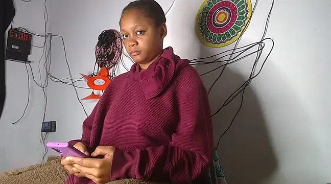 Snapshot of hot-tandy chatting on 03.17.25 hot-tandy online show from 03.17.25