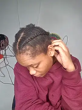 Snapshot of hot-tandy chatting on 03.18.25 hot-tandy online show from 03.18.25