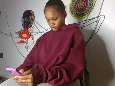 Snapshot of hot-tandy chatting on 03.19.25 hot-tandy online show from 03.19.25