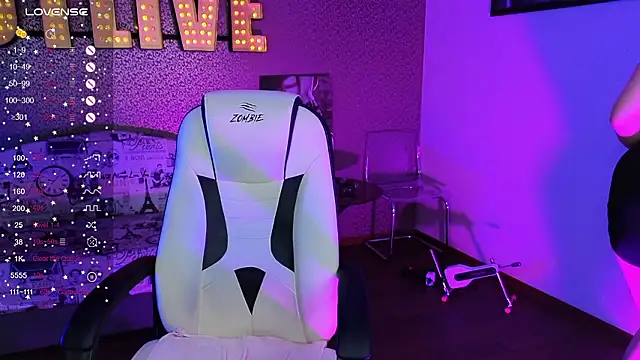 Snapshot of Lilumytrend chatting on 03.03.26 Lilumytrend online show from 03.03.26