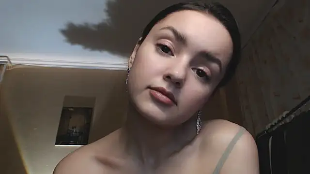 CuteRuby99 online show from 11.13.25