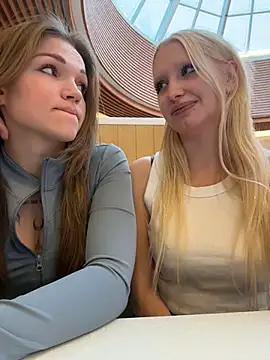 Snapshot of Milkyy_wway chatting on 02.10.26 Milkyy wway online show from 02.10.26