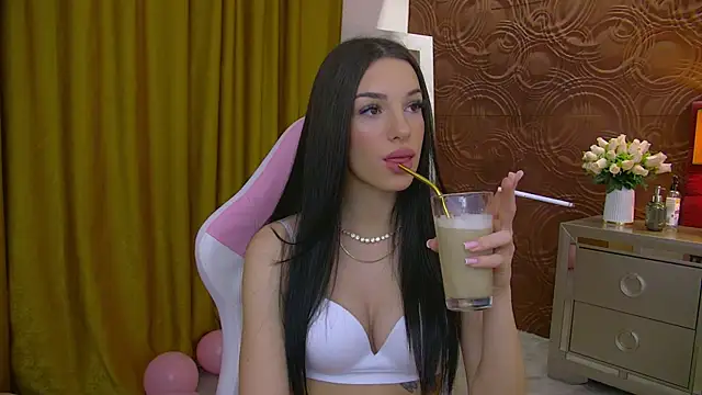 IrisMonn online show from 12.12.24