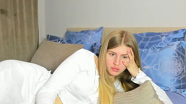 Snapshot of kirraa_ chatting on 02.09.26 kirraa online show from 02.09.26