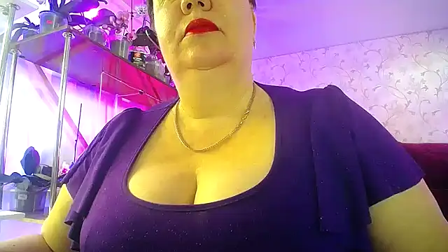 Snapshot of _Sweet_Woman chatting on 04.18.26 Sweet Woman online show from 04.18.26